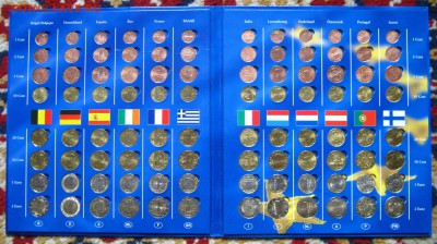 18 полных комплектов ЕВРО разных стран. В АЛЬБОМЕ. - 003.JPG