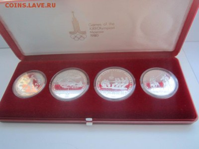 олимпиада 80 пруф 4 монеты 1980 в ориг. футляре - IMG_9247.JPG