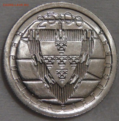 Португалия 25 эскудо 1985 UNC 600 лет Битва 15.03.18 (22-30) - DSC08628.JPG