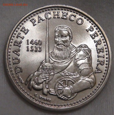 Португалия 200 эскудо 1986 UNC Дуарте Пачеко 15.03.18 22-30 - DSC06317.JPG
