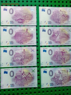 0 Евро, 32 боны UNC,Чемпионат Мира по футболу 2018 - 2