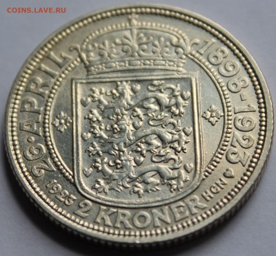 Дания. 2 кроны 1923. Серебро, проба - 800, вес - 15 - 4