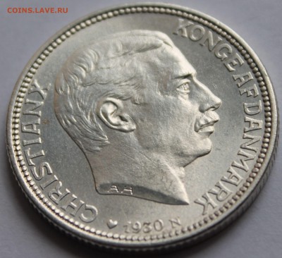 Дания. 2 кроны 1930. Серебро, проба - 800, вес - 15 - 6