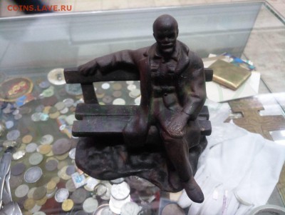 чугунная статуэтка. Ленин на скамье - 77194484