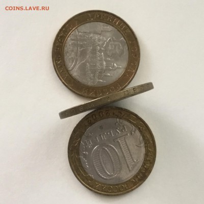 Юбилейные 10 рублей 2002 года Кострома,Дербент,Старая Руса - 7463D265-530F-45DE-B673-00632A794C2D