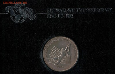 Ямайка доллар 1982 Футбол до 23.04.2018 в 22.00мск (Е890) - 4-я