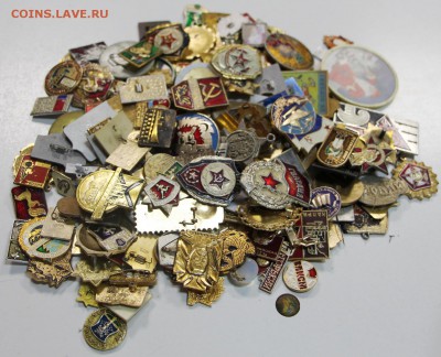 200 значков (сломаны иглы, без гаек и т.п) 16.05.18. в 22.00 - новое фото 082