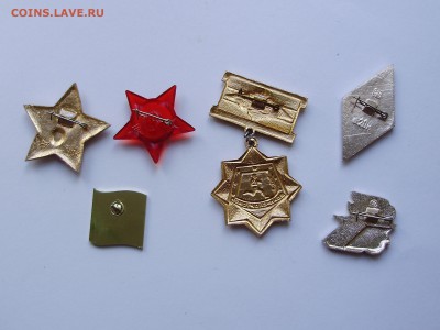 значки СССР и РОССИИ - 6 штук - P6140004.JPG