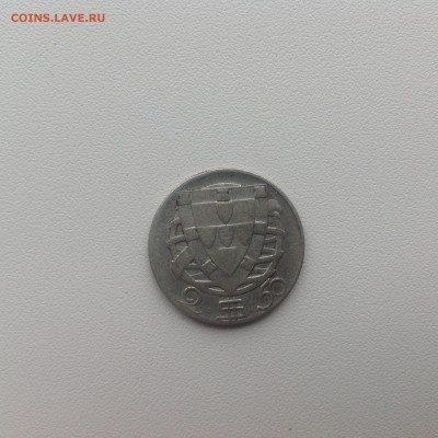 Португалия 2,5 эскудо 1946 серебро до 23.07 - IMG_1012.JPG