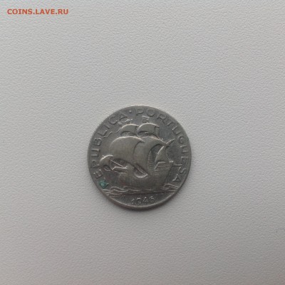 Португалия 2,5 эскудо 1946 серебро до 23.07 - IMG_1011.JPG