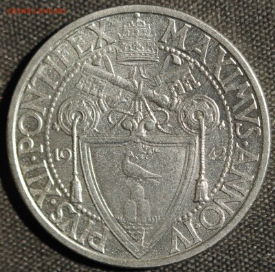 С РУБ.ВАТИКАН 1 лира 1942г. ПАПА ПИЙ-XII UNC  до 1.08. в 22 - IMG_3390.JPG