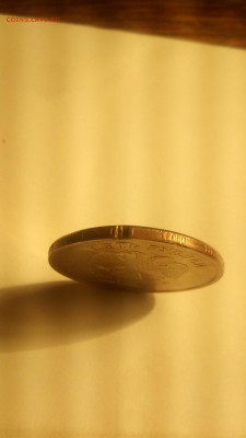 5 рублей 2009 года, на аверсе над буквой Т полукруглое образование, которое образовалось от вмятины на гурте, также деффект просматривается и на реверсе, на орнаменте - IMG_20180724_191730