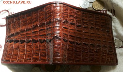 Изделия из кожи крокодила и питона. - 20120102_123852