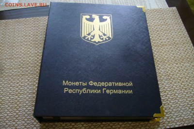 Альбом монеты ФРГ - 5, 10 марок + евро и прочее - P1880035.JPG