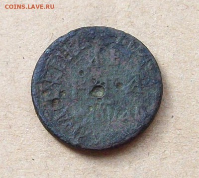 Петр I , копейка 1705,денга 1711,полушка 1720до13.08 в 22.00 - 100_2167.JPG