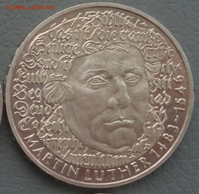 5 марок Лютер 1983 до 10.08 в 22 - brd19