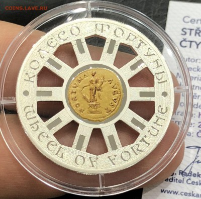 1 доллар Острова Ниуэ 2014 Колесо Фортуны Редкая Сер - IMG_9838.JPG