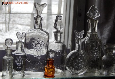 Набор бутылок времён РИ 8 шт до 2 09  в 22 00 - DSCN7412.JPG