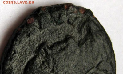 2 античные монеты. определение  Траян Деций? Колесница. - IMG_8060.JPG