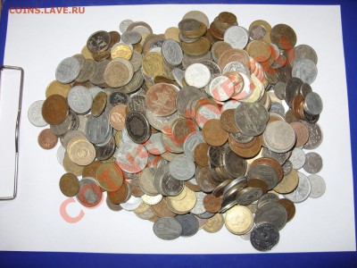 Около 2 кг иностранных монет. До 20.05.2011 23:59 МСК - 2 кило монет.JPG