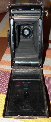 Старинный фотоапарат на опознание и оценку - P1070458.JPG
