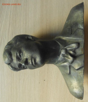 Статуэтки: Ленин, Толстой, Есенин - оценка - DSCN1509.JPG
