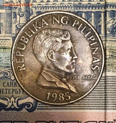С Рубля Филиппины, 1 песо Бык. 1985 года  23.11.2018 22:00 - бы