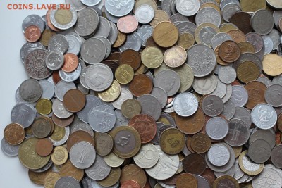 912шт МОНЕТ МИРА (62 разные страны, 3.8 кг) с 200р до 15.12 - IMG_4505.JPG