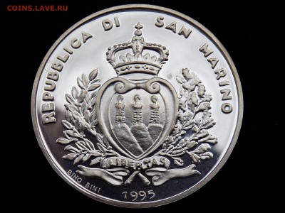 Сан Марино 5000 лир 1995 года Корабль Америго Веспуччи - DSCN3314.JPG