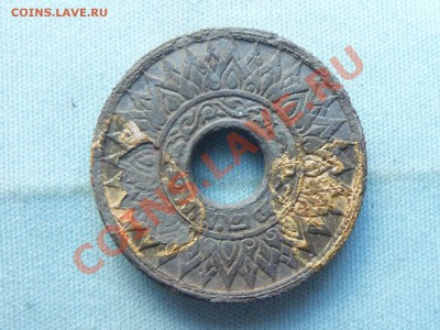 ТАИЛАНД 10 сатанг 1942 г. ОЛОВО с дырочкой до 3.06.11 в 22 - MEMO0020.JPG