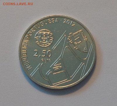 ПОРТУГАЛИЯ - 2,5 е 2012 ЦЕНТР ГИМАРЕШ до 8.01, 22.00 - Португалия 2.5. евро 2012 Исторический центр Гимареш_1