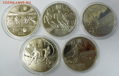 5 гривен 2011г. (5 шт) "Чемпионат Европы по футболу 2012 г." - SAM_0112.JPG