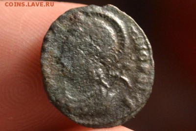 Рим.Памятная монета Константинополя.IV век - CSC_0496.JPG