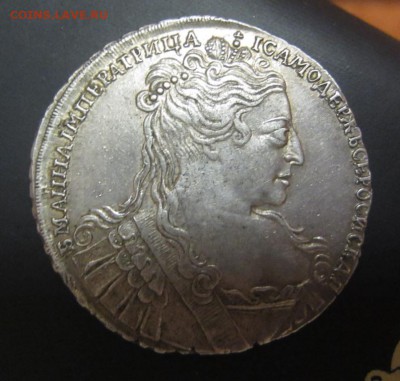 1 рубль 1734 г - корона разделяет надпись - IMG_4994.JPG