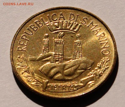 Сан Марино 200 лир 1982. Соц. завоевания. ТИРАЖ - 178 000 - 9