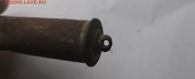 ложки ,колокольчик, зажигалка.Помощь в оценке - 2 (3)