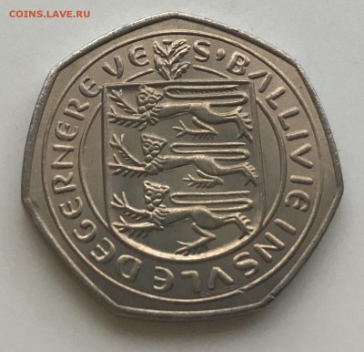 50 пенсов 1969 Гернси UNC с 1 рубля - 43EA662F-E0B8-4EEB-B44B-9FF8D5D11F5A