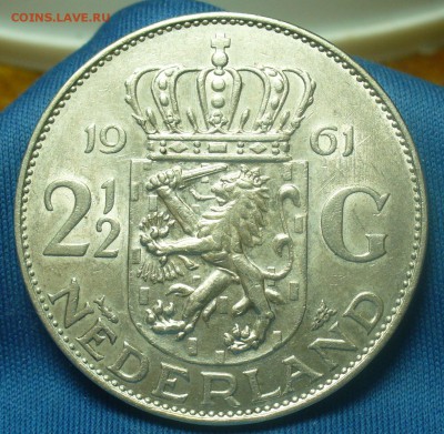 Крупное иностранное серебро - P1490768.JPG