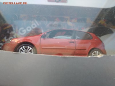 Volkswagen Golf V Goal, Limited Edition 1:43 до 21.02 - Golf_1