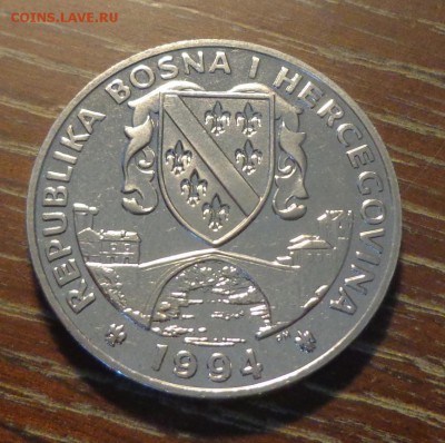 БОСНИЯ и ГЕРЦ. - Медведица с медвежонком до 22.03, 22.00 - Босния и Герцеговина Медведица с медвежонком_2.JPG