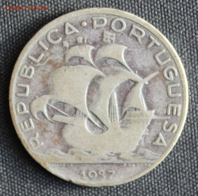 С РУБ.СТАРАЯ ПОРТУГАЛИЯ 5 эскудо 1937г. ПАРУСНИК до 23.03 - IMG_6681.JPG
