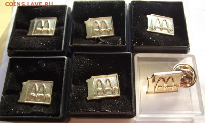 Значки 1 Год Макдональдс в России (фрачник) по фикс цене - DSCF3901.JPG