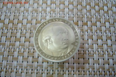 5 марок 1982 - фрг - гете - 26-03-19 - 23-10 мск - P2060339.JPG