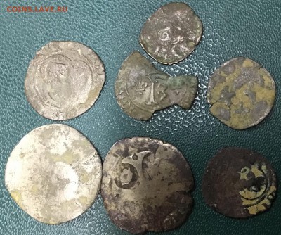 Франция 15—16 века атрибуция - 220CC1B2-BCB1-4131-9A44-B7CD7F59C70E