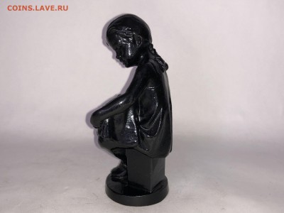 ВЫШИВАЛЬЩИЦА КАСЛИ 1986 ГОД СССР - 116445388 (1)