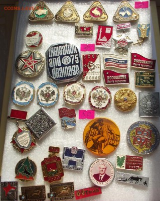 Значки разные по фиксу:150 руб, 80 руб, 50 руб - DSCF3984.JPG