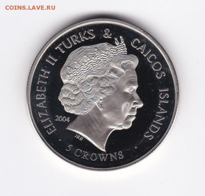 Крона Шайба Теркс и Кайкос 5 крон 2004 Королевские регалии - krona_shajba_terks_i_kajkos_5_kron_2004_korolevskie_regalii_velikobritanii_mech_dragocennyj (1)