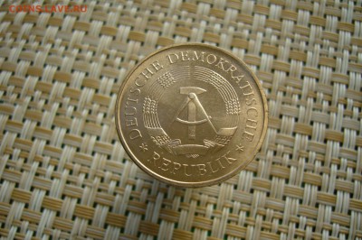 5 марок 169 - 20 лет ГДР- UNC - 30-04-19 - 23-10 мск - P2110895.JPG