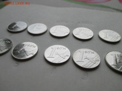 Узбекистан 1 сум 2000 xf+ - aunc всего 10 шт. ФИКС - IMG_1759.JPG