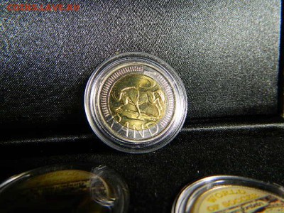 ЮАР набор 10 монет 5 ранд 2010 Стадионы биметалл эмальРЕДКИЙ - DSCN1538.JPG